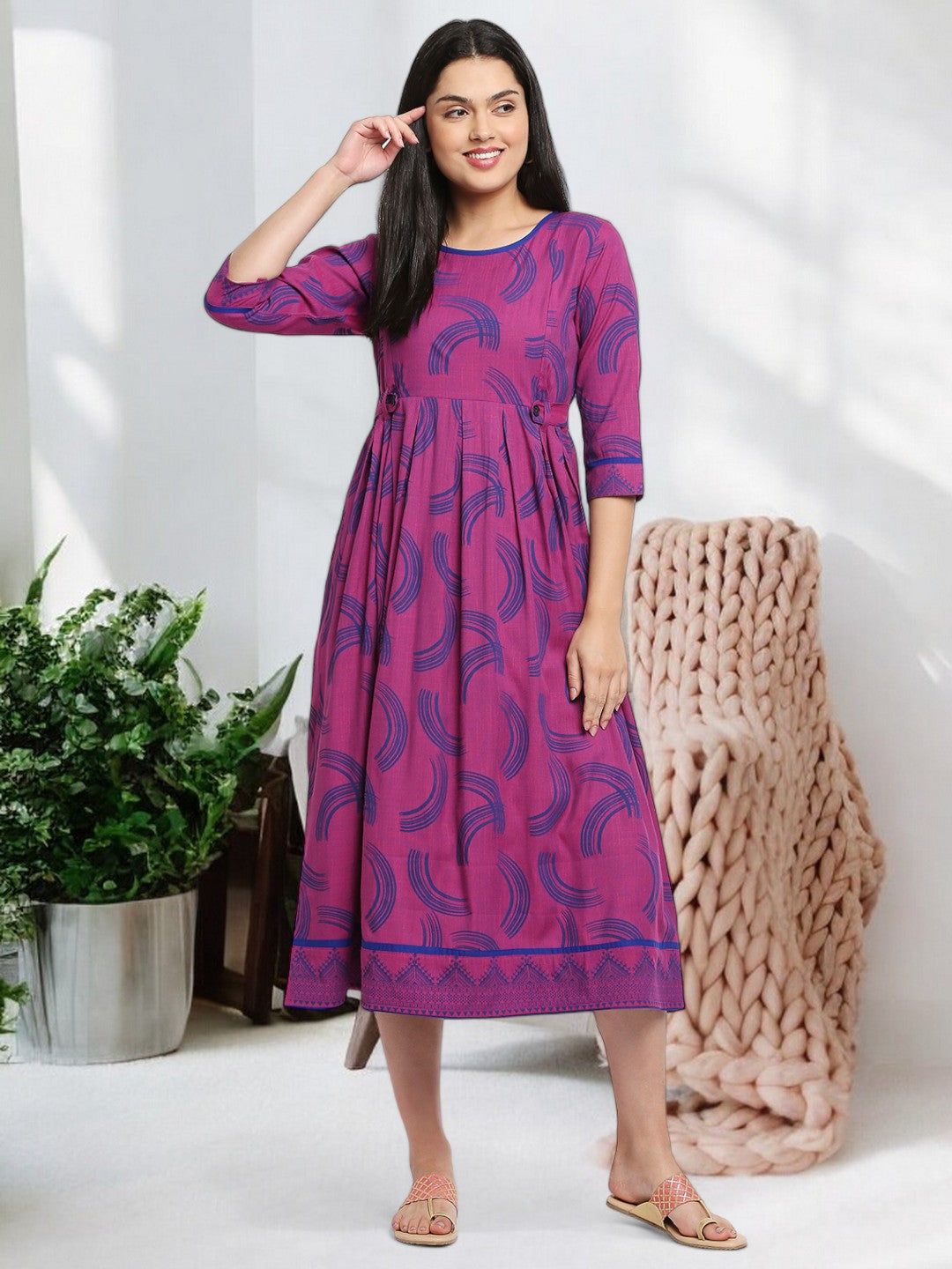 FASHION-FORWARD FEEDING FLARED KURTA FOR WOMEN