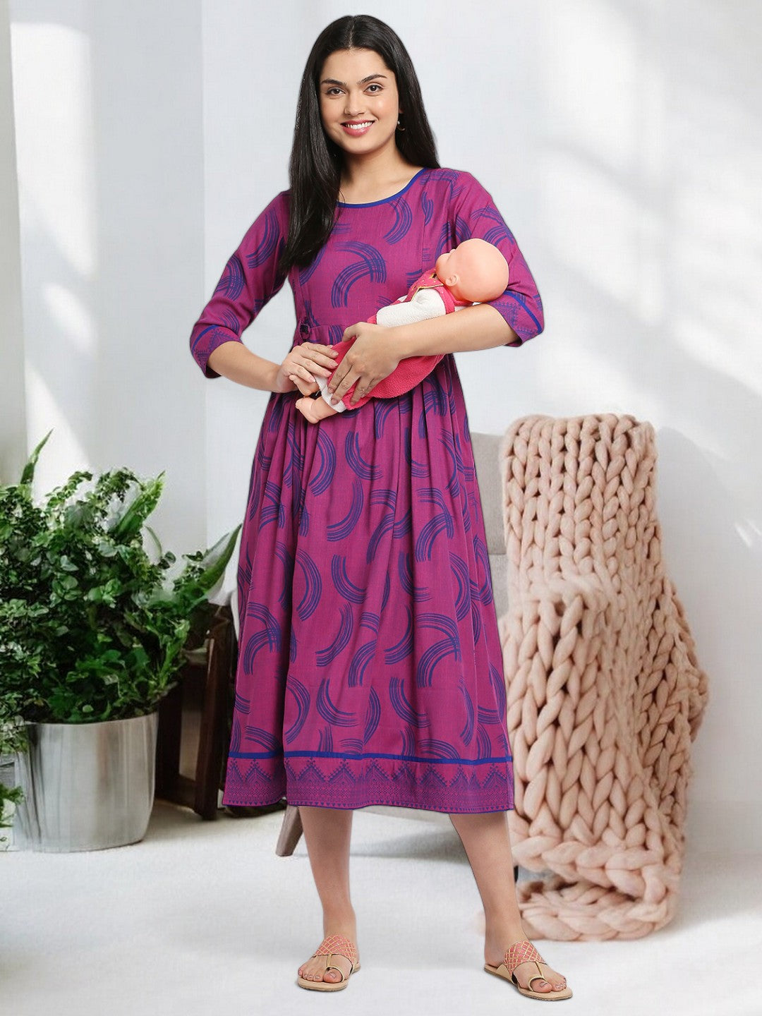 FASHION-FORWARD FEEDING FLARED KURTA FOR WOMEN