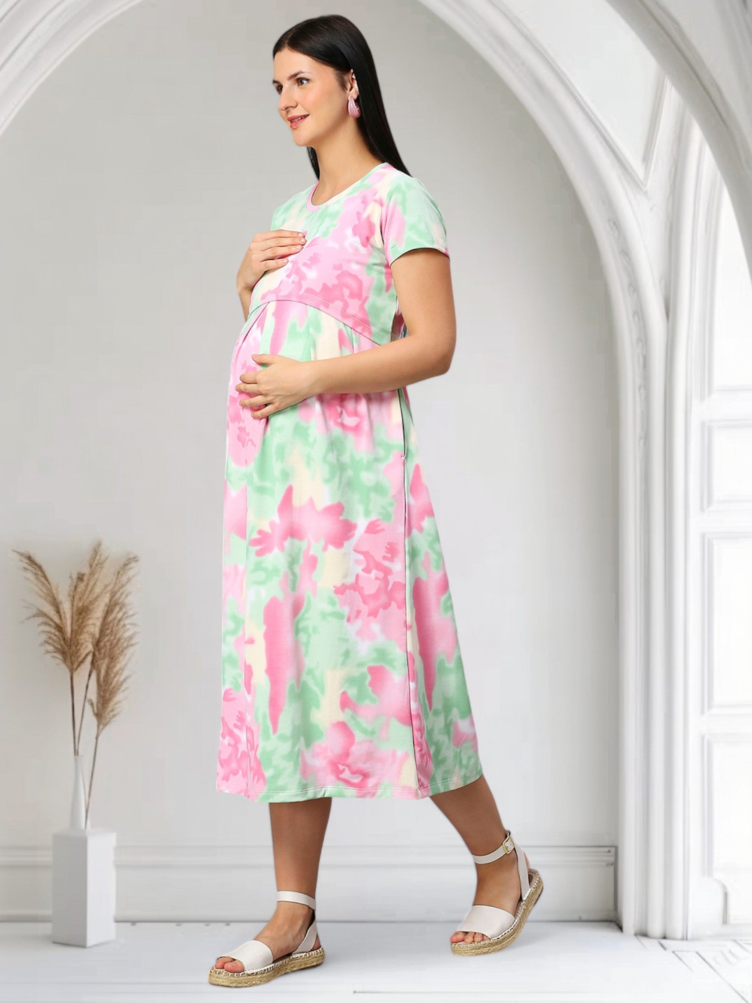 ELEGANT NURSING ZIPLESS GOWN FOR WOMEN