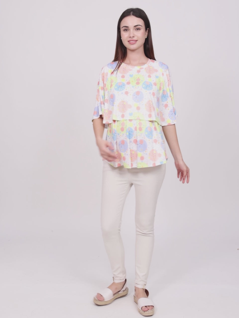 FASHIONABLE ZIPLESS TOP WITH ATTACHED FEEDING COVER